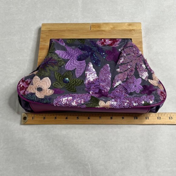 Floral Sequin Embellished Clutch With Velvet & Wooden Frame purple shein - Picture 4 of 7